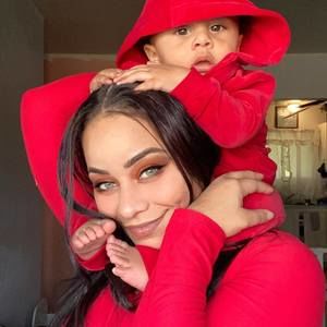 Meet your Posher, Jasmine